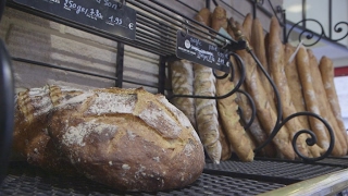 Le succès de la boulangerie française [upl. by Pinsky]